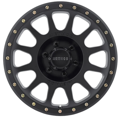 METHOD 305 MATTE BLACK 6X139.7 R18