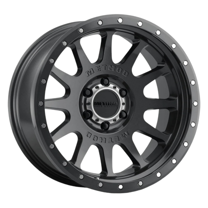 METHOD 605 MATTE BLACK 6X135 R20
